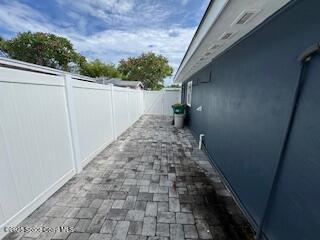 Building Photo - 1575 Glen Haven Dr