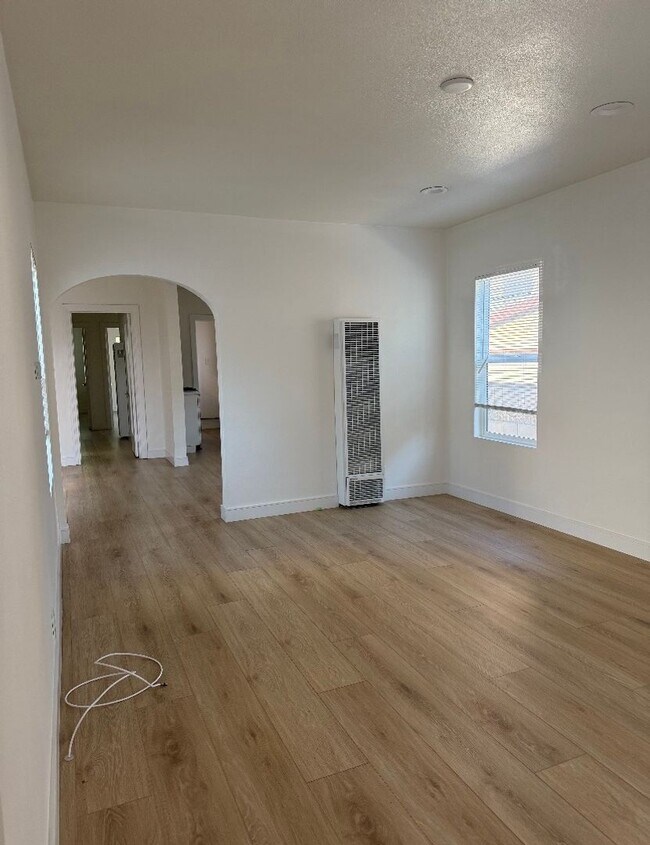 Building Photo - 129 - Nahama Properties LLC