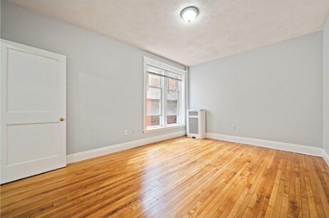 Building Photo - 6 Claflin Rd