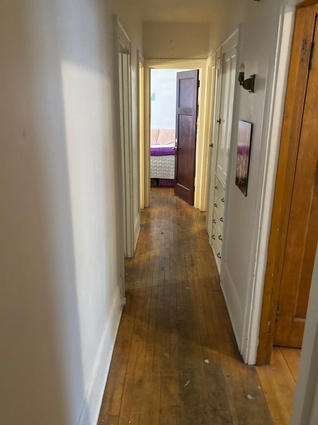 Building Photo - 2935 N Downer Ave