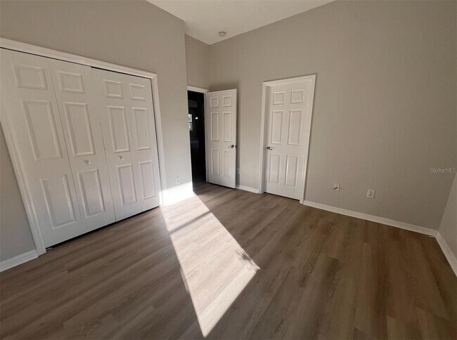 Building Photo - 20213 Moss Hill Way