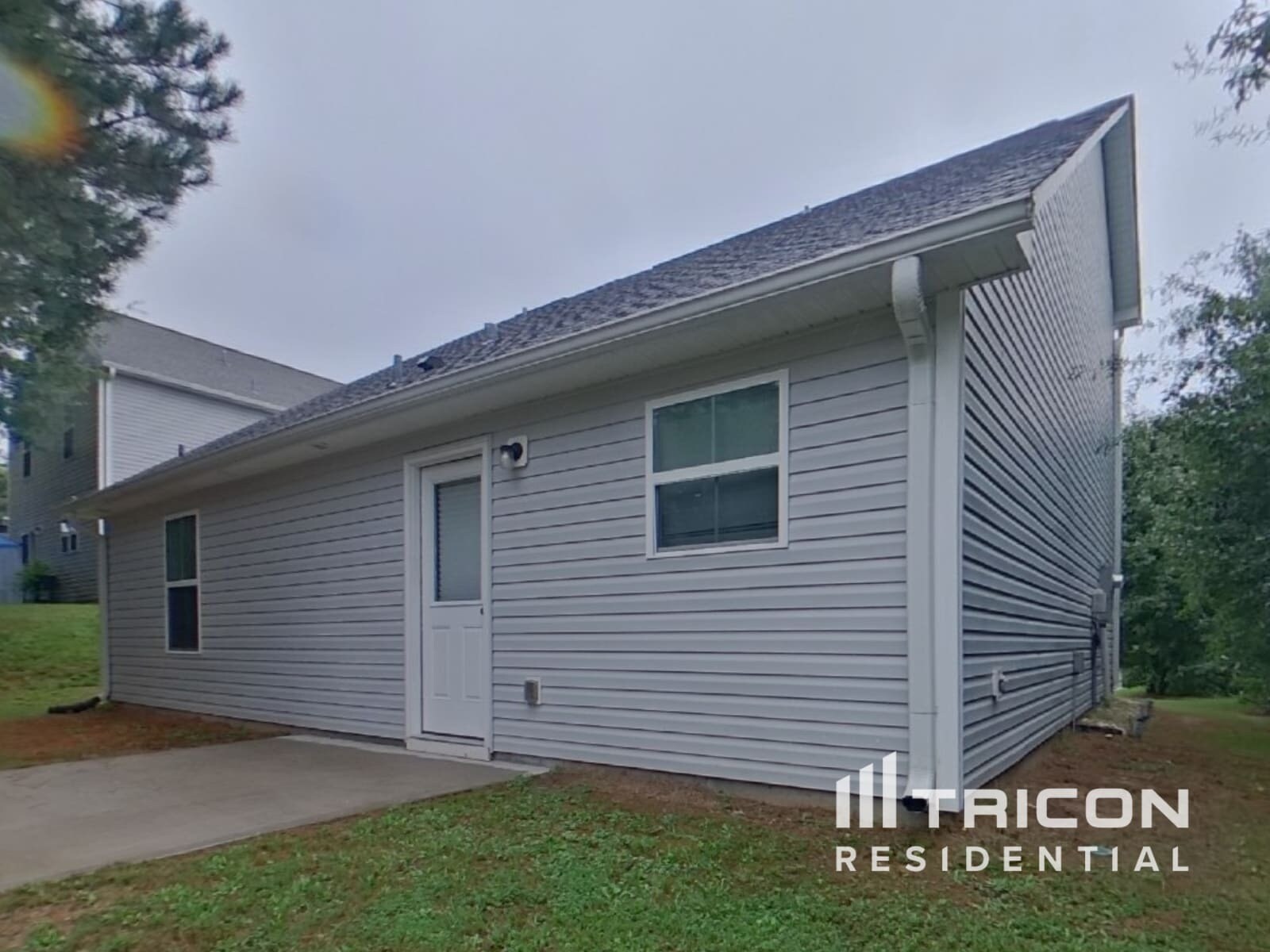 Building Photo - 104 Glazed Springs Ct