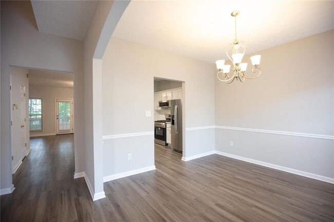 Building Photo - 649 Kenridge Dr