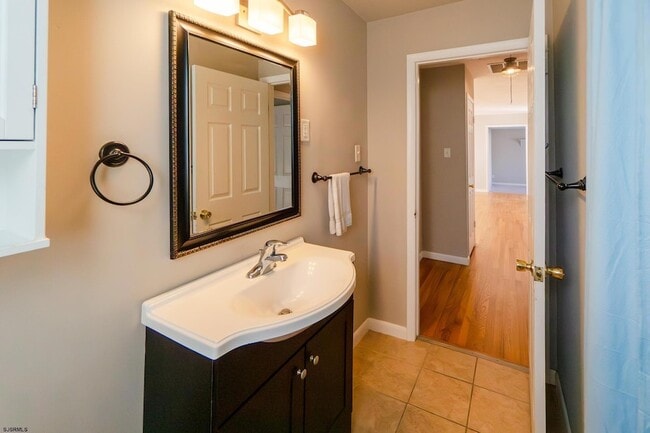 Building Photo - 318 Jefferson Ave