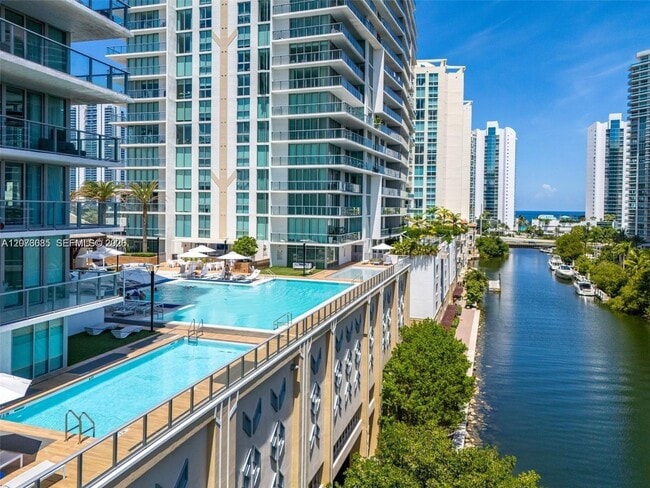 Building Photo - 330 Sunny Isles Blvd