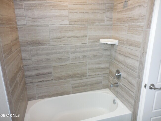 Building Photo - 12125 Mesquite River Dr