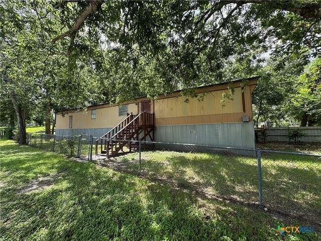 Building Photo - 311 Meadow Lake Dr
