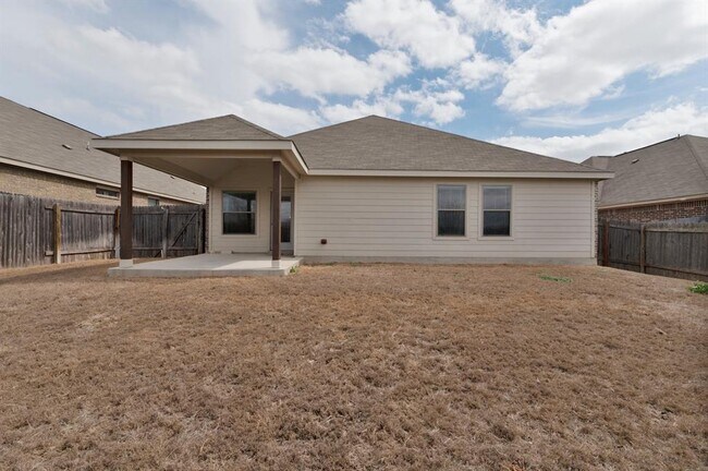 Building Photo - 753 Hot Spring Valley