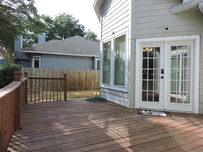 Building Photo - 12609 Deer Falls Dr
