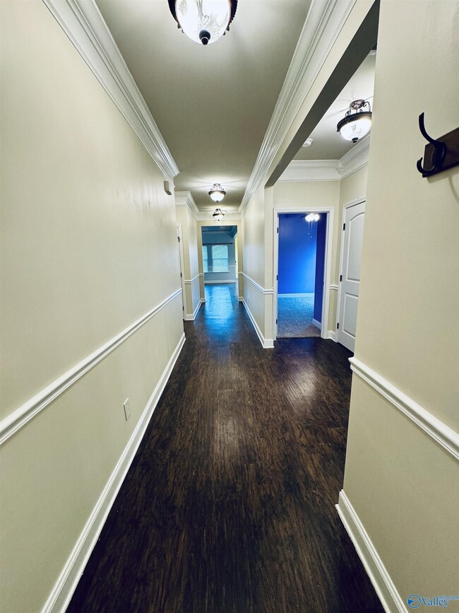 Building Photo - 26764 Mill Creek Dr