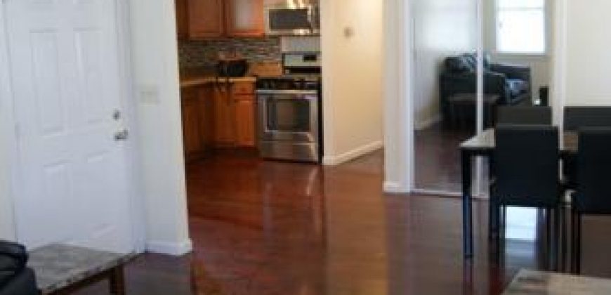 Building Photo - 203 Cherry St