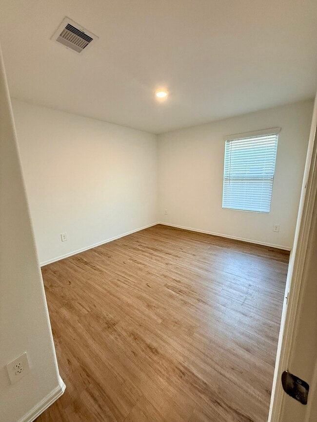 Building Photo - 963 Oak Mist Ln