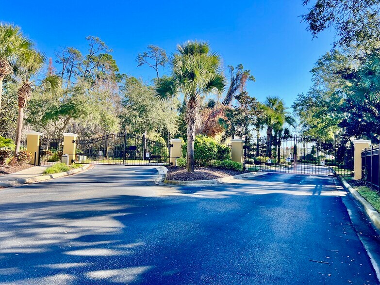 Gate - 10619 Shady Falls Ct