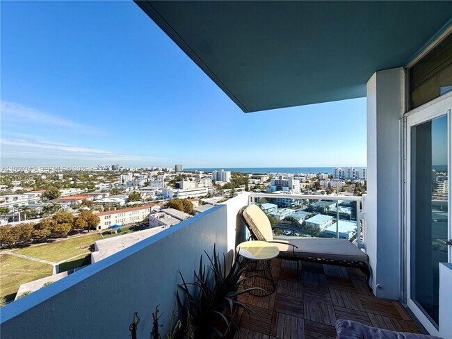 Building Photo - 7441 Wayne Ave