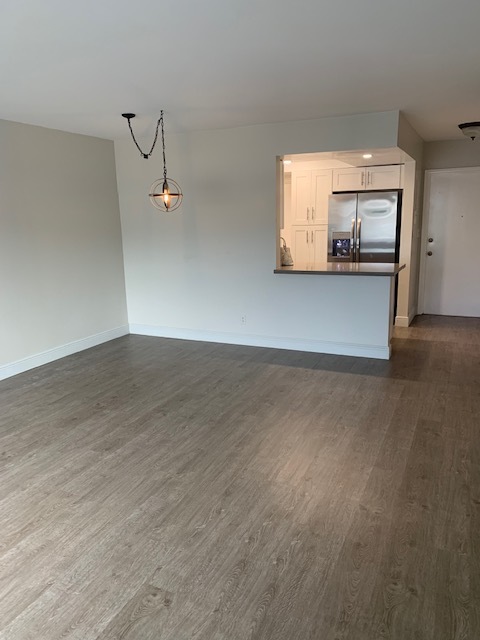 living/dining room - 2624 NE 32nd St