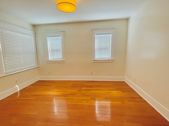 Building Photo - Tularosa Drive