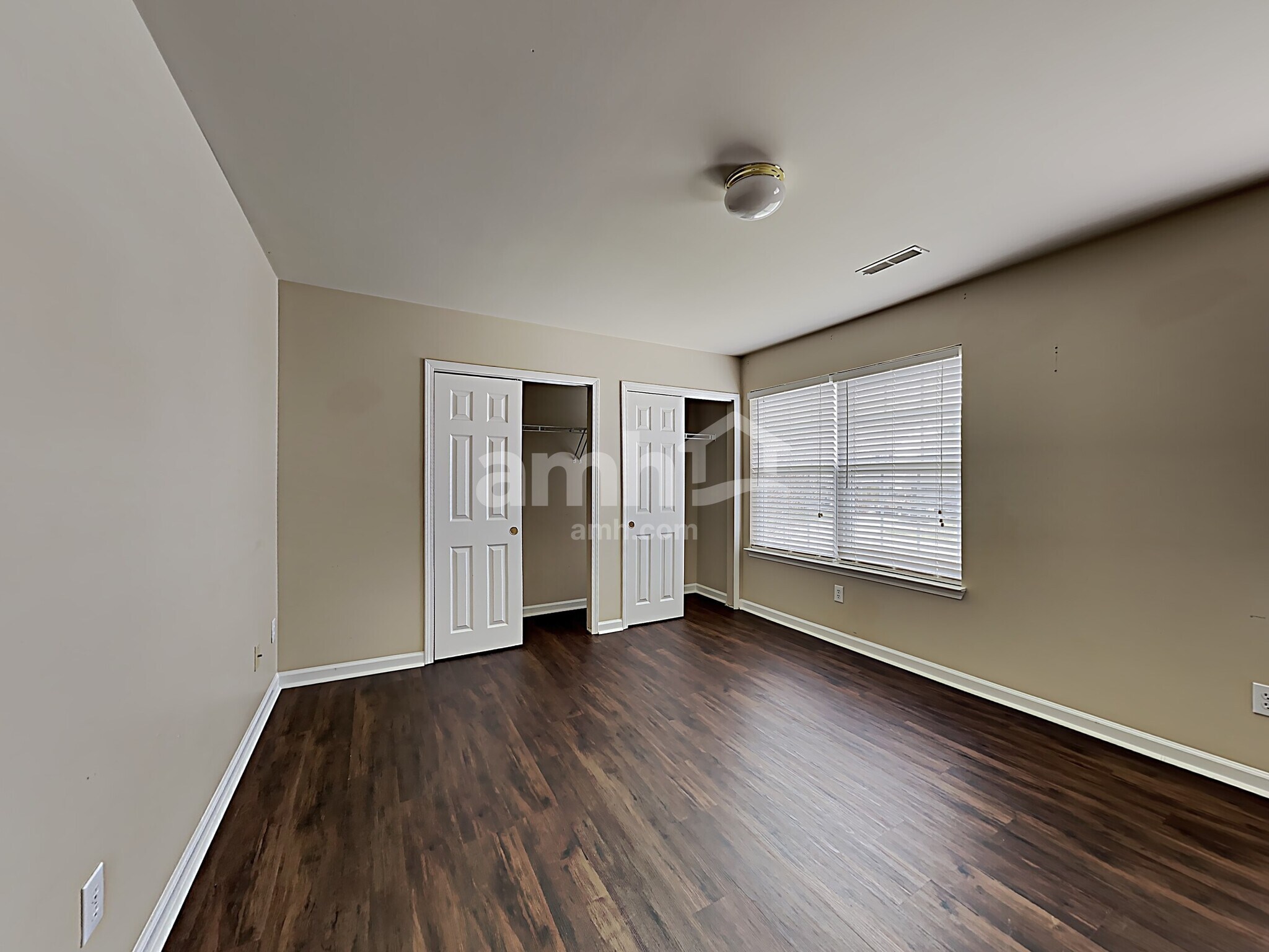 Building Photo - 1616 Harrison Way