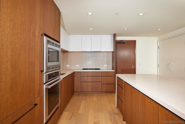 Building Photo - 1388 Kettner Blvd