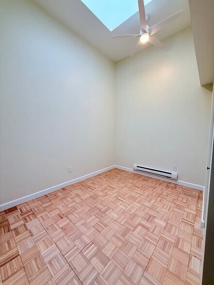 Building Photo - 111 Mulberry St