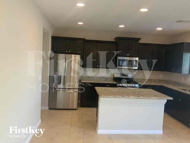 Building Photo - 9146 Island Wolf Ave