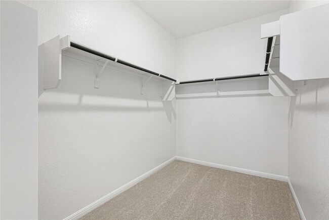 Building Photo - 701 Unakite Trl