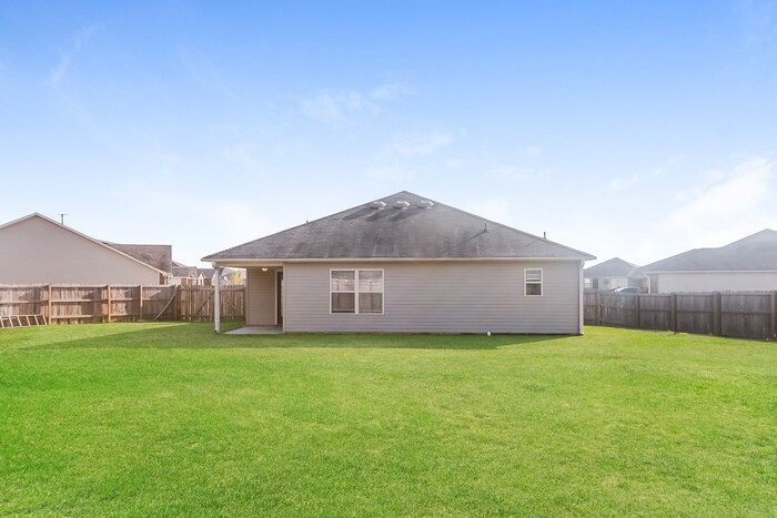 Building Photo - 1320 Canna Ct