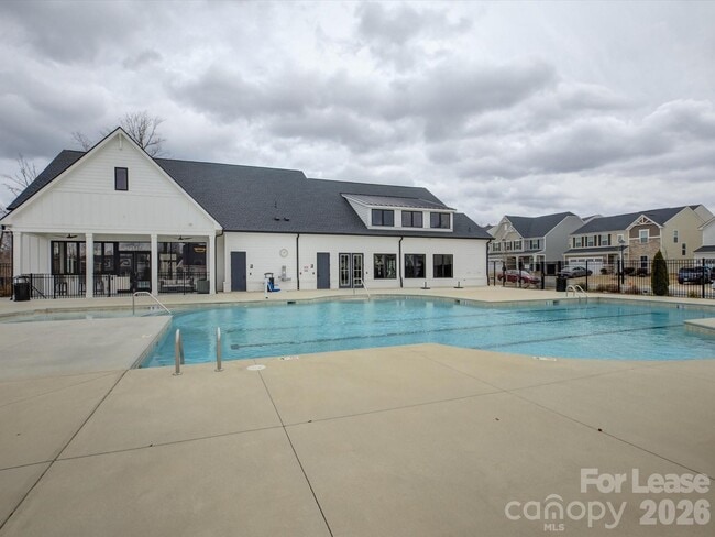 Building Photo - 6377 Ashton Pk Dr