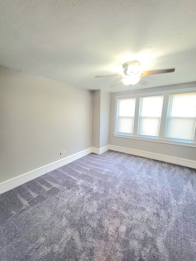 Building Photo - 602 Powell St