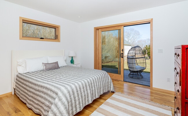 Building Photo - 22 St Mary's Rd