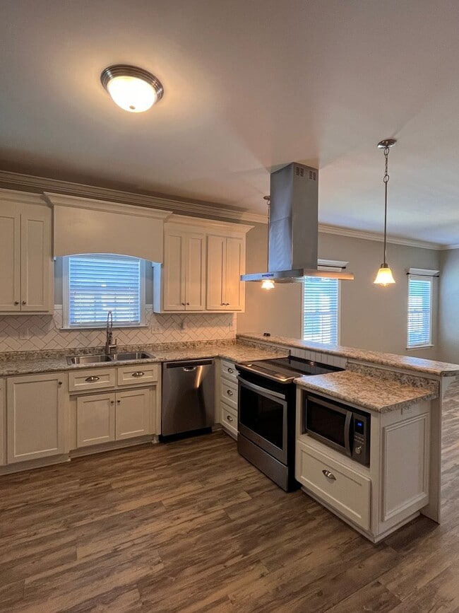 Building Photo - 4141 Barrington Dr