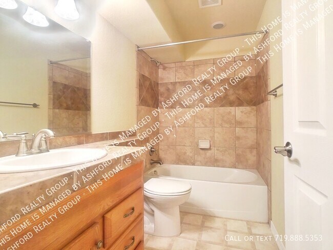 Building Photo - 9931 Red Sage Dr