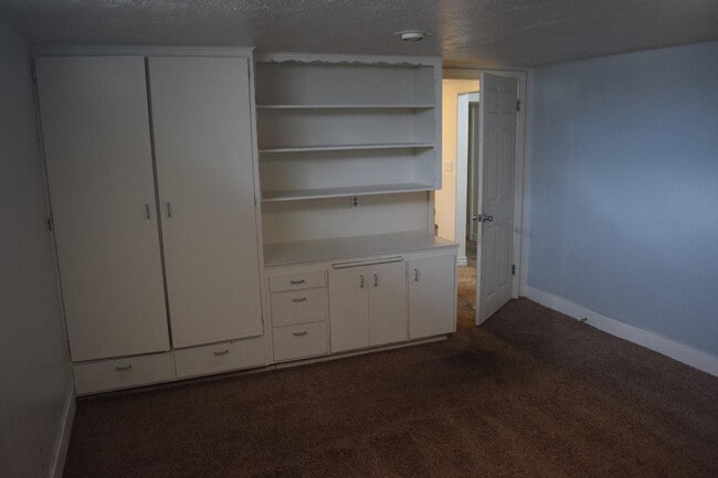 Building Photo - 1454 E 800 N