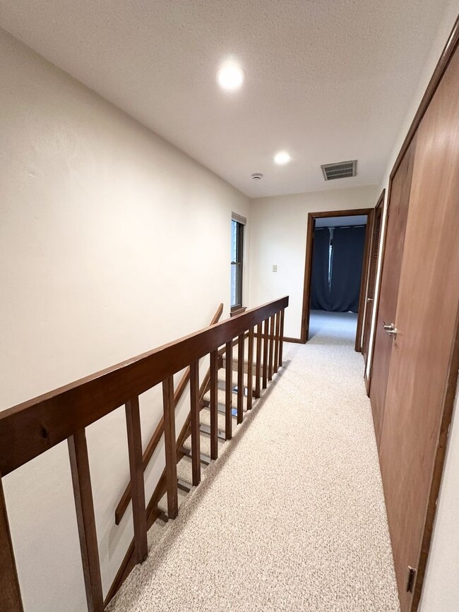 Building Photo - Great condo in Pelican Dunes!