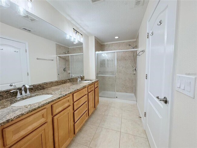 Building Photo - 1244 Priory Cir