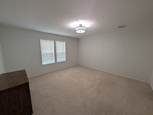 Building Photo - 6806 Pearson Ln