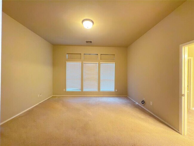 Building Photo - 11007 Witherspoon Dr