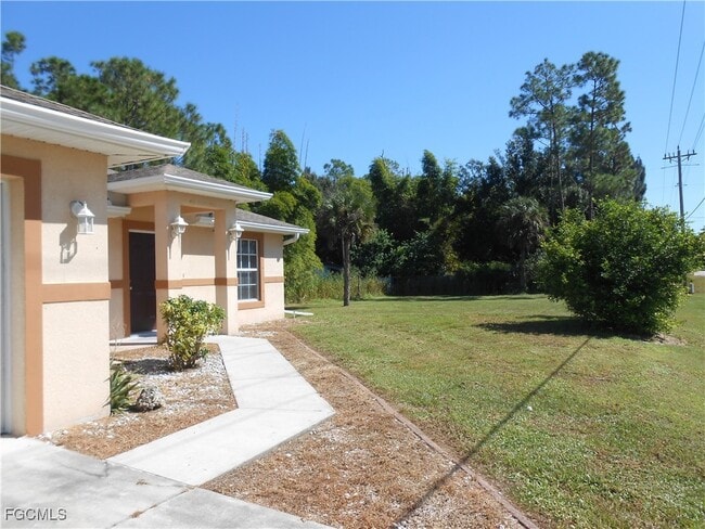 Building Photo - 501 East 10th Street