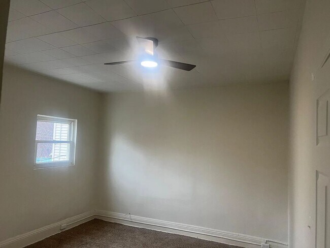 Building Photo - A Comfortable 3BR home in Pittsburgh
