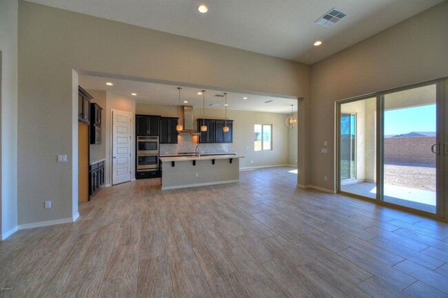 Building Photo - Gorgeous Single Level 4 bed 3 bath 3 car garage home at the Meadows community in Peoria