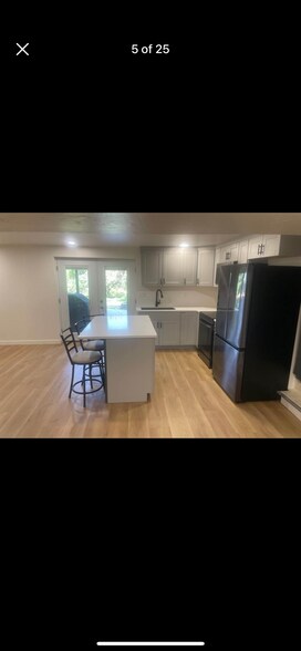 Building Photo - 205 N 1050 E