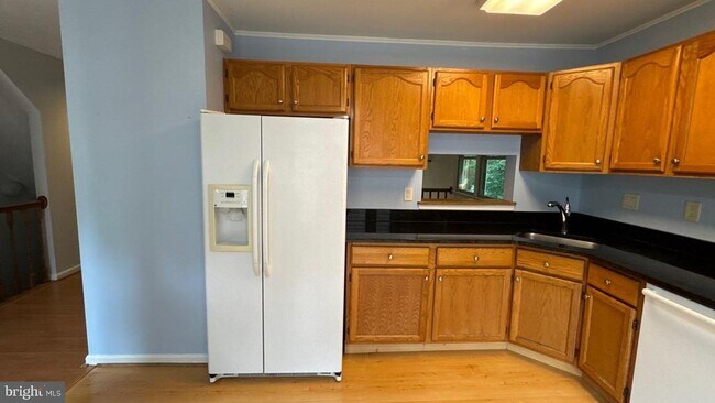 Building Photo - 5957 Cedar Fern Ct