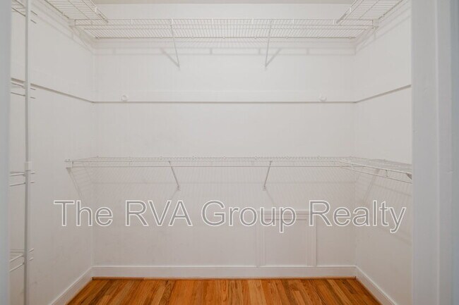 Building Photo - 10075 Aragon Dr