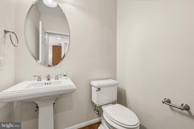 Building Photo - 13509 Chipper Ct