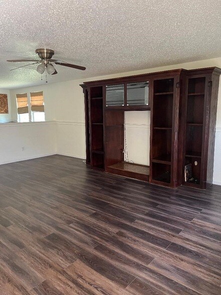 Building Photo - 3556 Quannah Dr