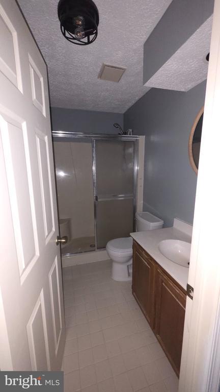 Building Photo - 2202 N Tollgate Cir