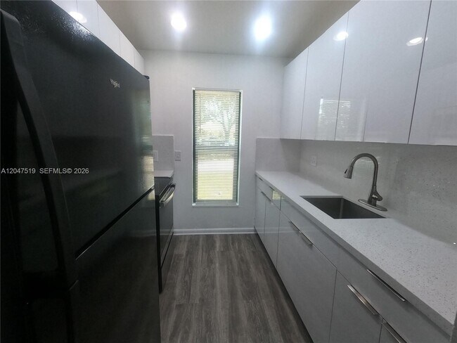 Building Photo - 3060 NW 204th Ln