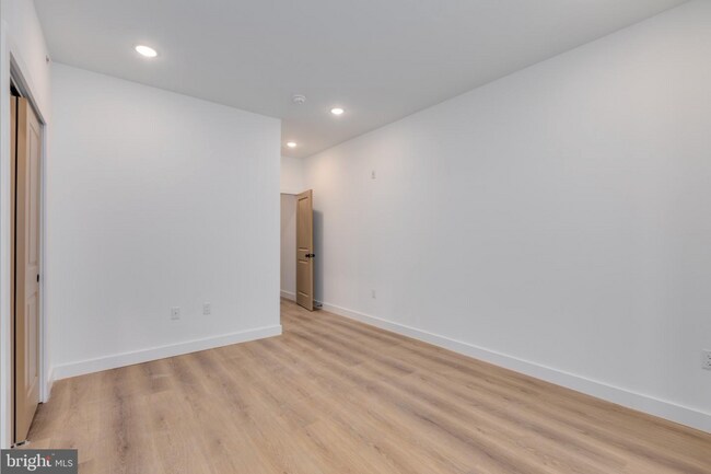 Building Photo - 2322 N 5th St