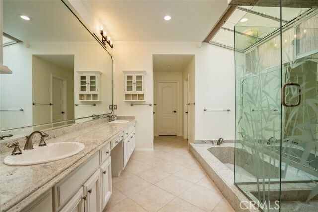 Building Photo - 6161 Eaglecrest Dr