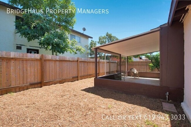 Building Photo - 569 10th St