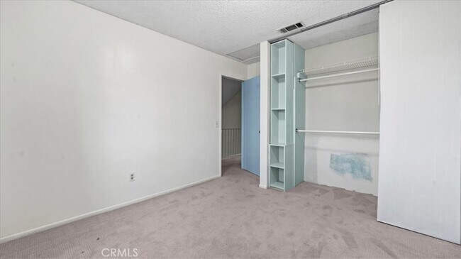 Building Photo - 10861 Mountain View Ave
